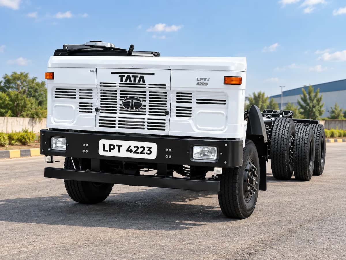 Tata LPT 4223