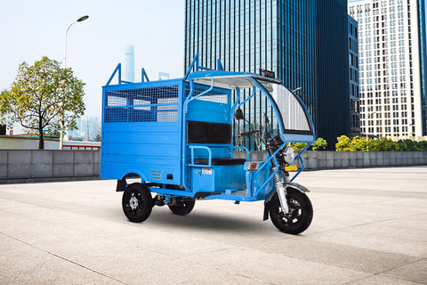 City Life Closed Body Loader XV-MAX