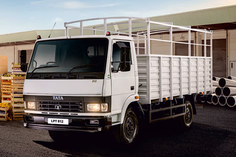 tata-lpt-812