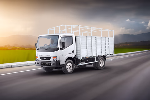 Ashok Leyland Partner 6 Tyre 3320/FSD/14 ft thumbnail