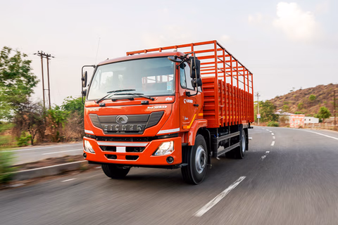 Eicher Pro 3018XP Plus thumbnail