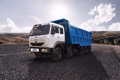 Tata Signa 4825-TK