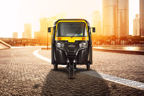 Bajaj Maxima X Wide Bajaj Maxima X Wide
