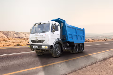 Tata Signa 2825.K/.TK Tata Signa 2825.K/.TK