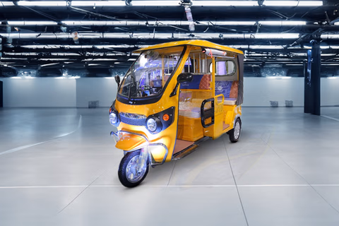 Kaptech Yellow Battery Operated E-Rickshaw Kaptech Yellow Battery Operated E-Rickshaw
