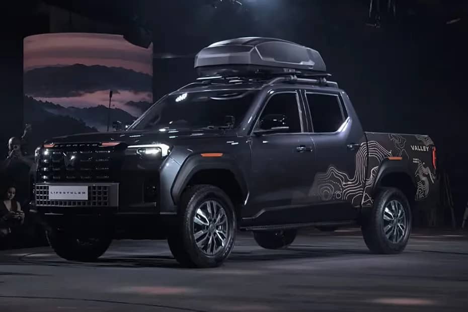 Mahindra Scorpio Lifestyler 4x4 MT truck