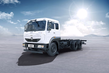 Tata LPT 2821 Cowl Tata LPT 2821 Cowl